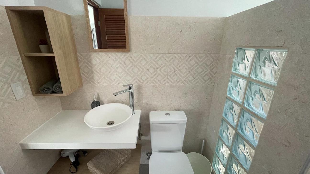 Whitehouse Boulevard, Close To Mambo Beach And City Centre Apartment วิลเลมสตัด ภายนอก รูปภาพ